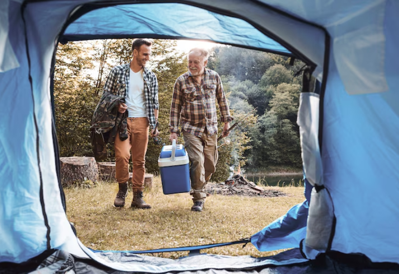 Campeggiare in tenda: Una Guida Completa per un’Esperienza Indimenticabile